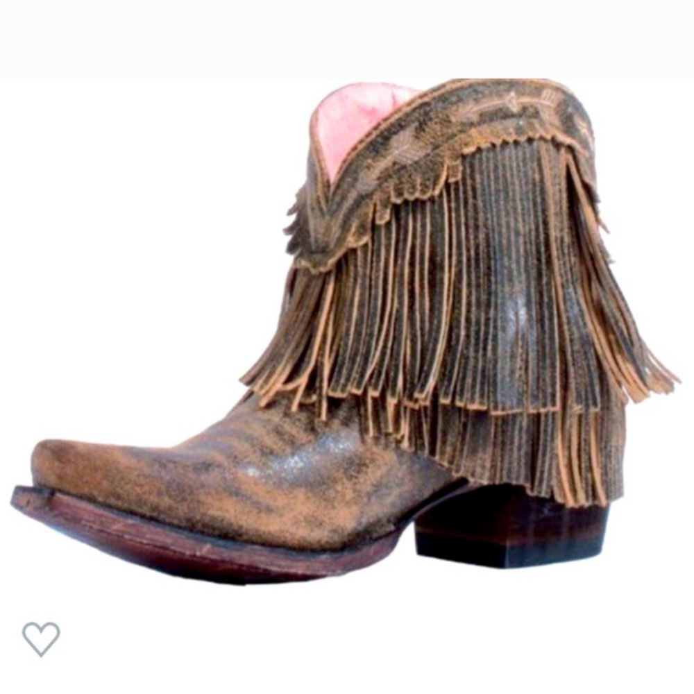 Junk Gypsy Lane fringe Spitfire Boot Size 6.5